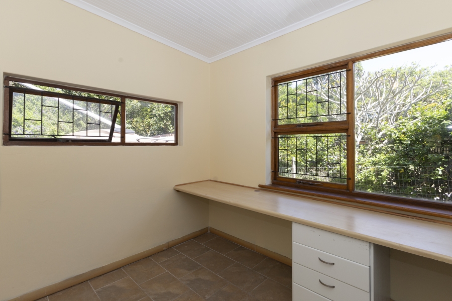 3 Bedroom Property for Sale in Seafield Eastern Cape